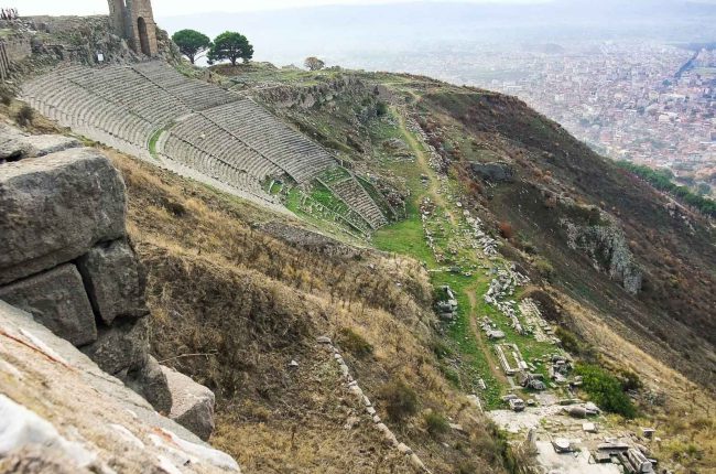 Theater Pergamon01